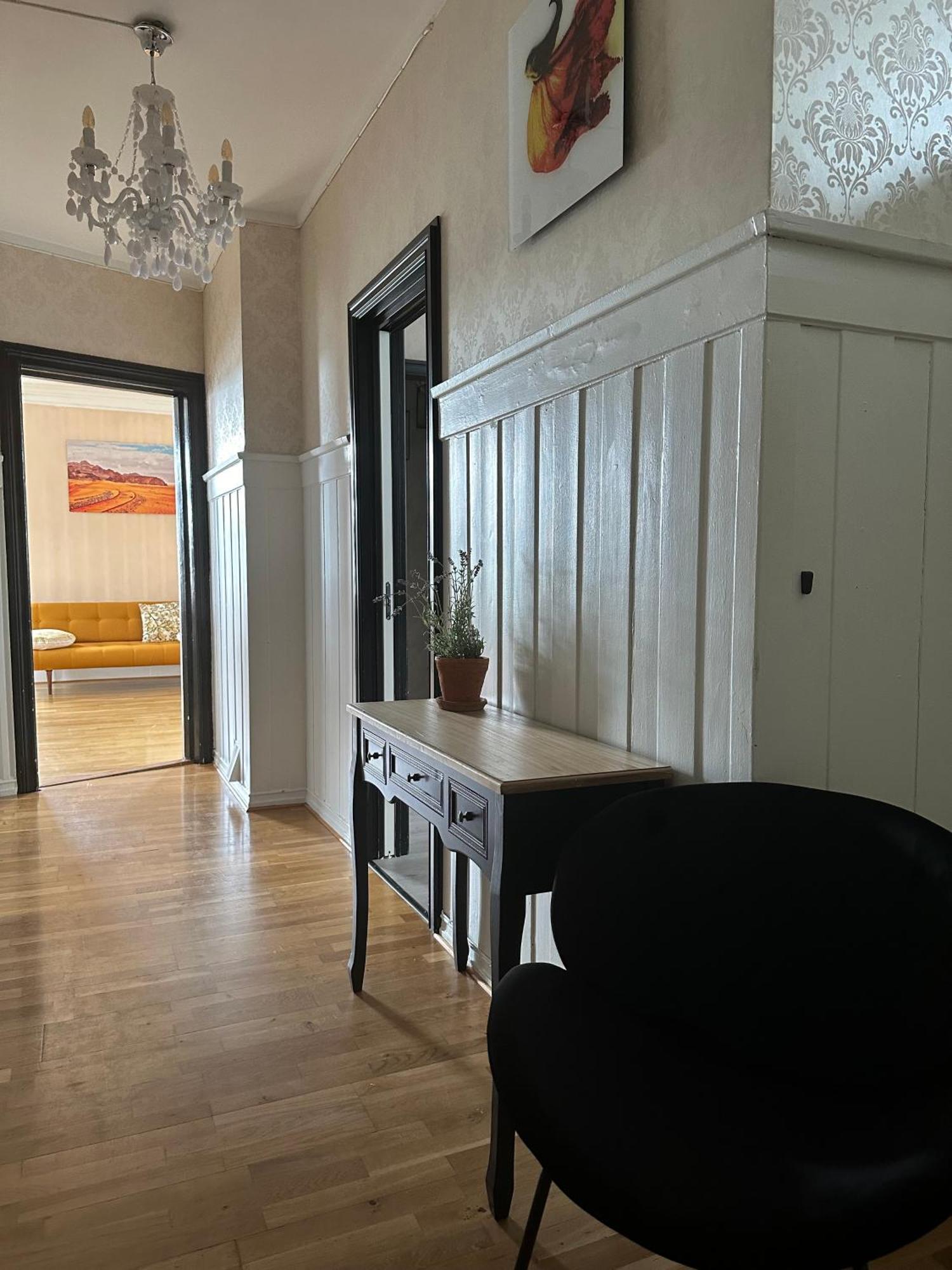 Stylish Big Jugend Art Nouveau Apartment With Balcony Heart Of Ålesund Extérieur photo